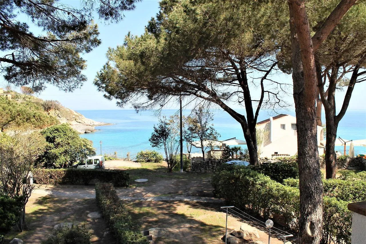 Appartamenti Le Sirene SantʼAndrea Italia